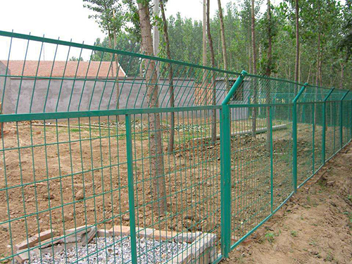 護欄網生產工藝及護欄網的種類、特點